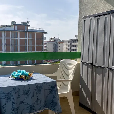 Apartamento Great With Sunny Terrace In Bibione